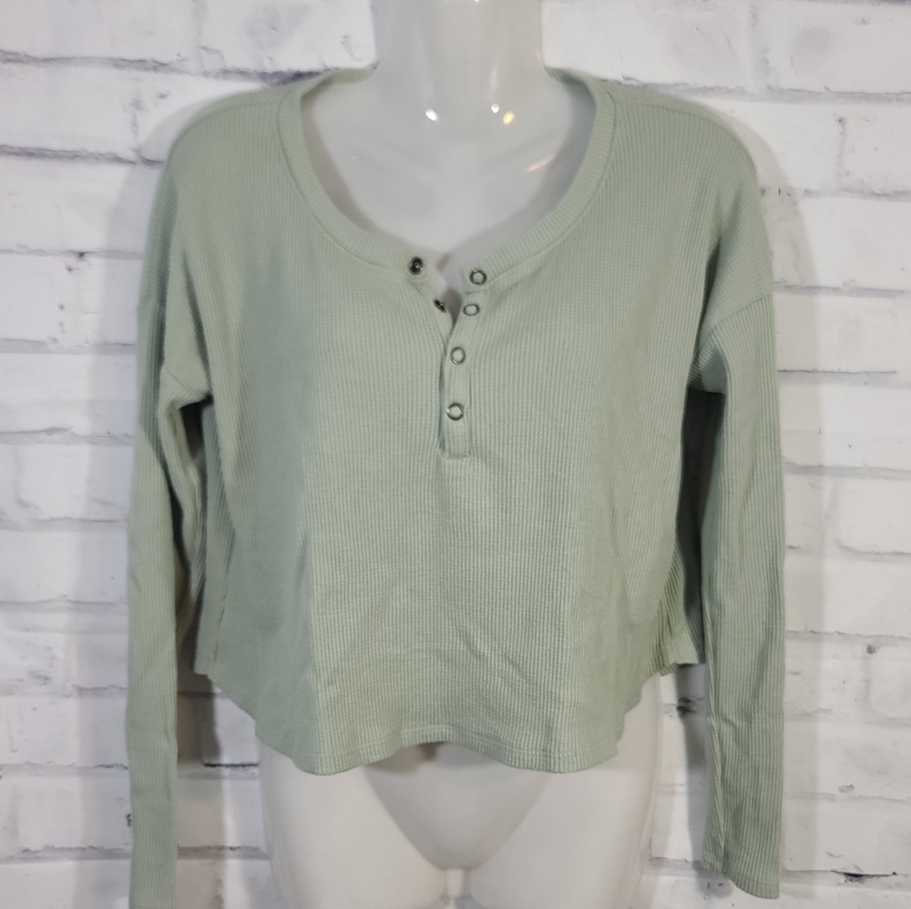 Hollister Sage Green Waffle Weave Henley, XS